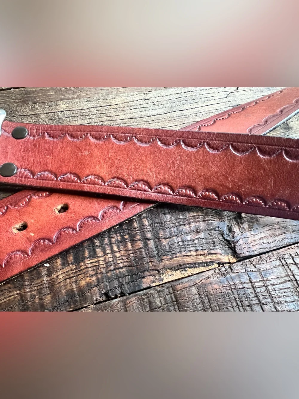 Men’s leather belt with “Southern Railway Serves the South” belt buckle.